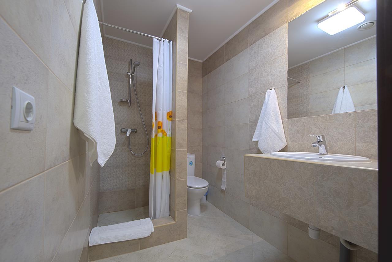 Advenus Hotel Lviv Dış mekan fotoğraf