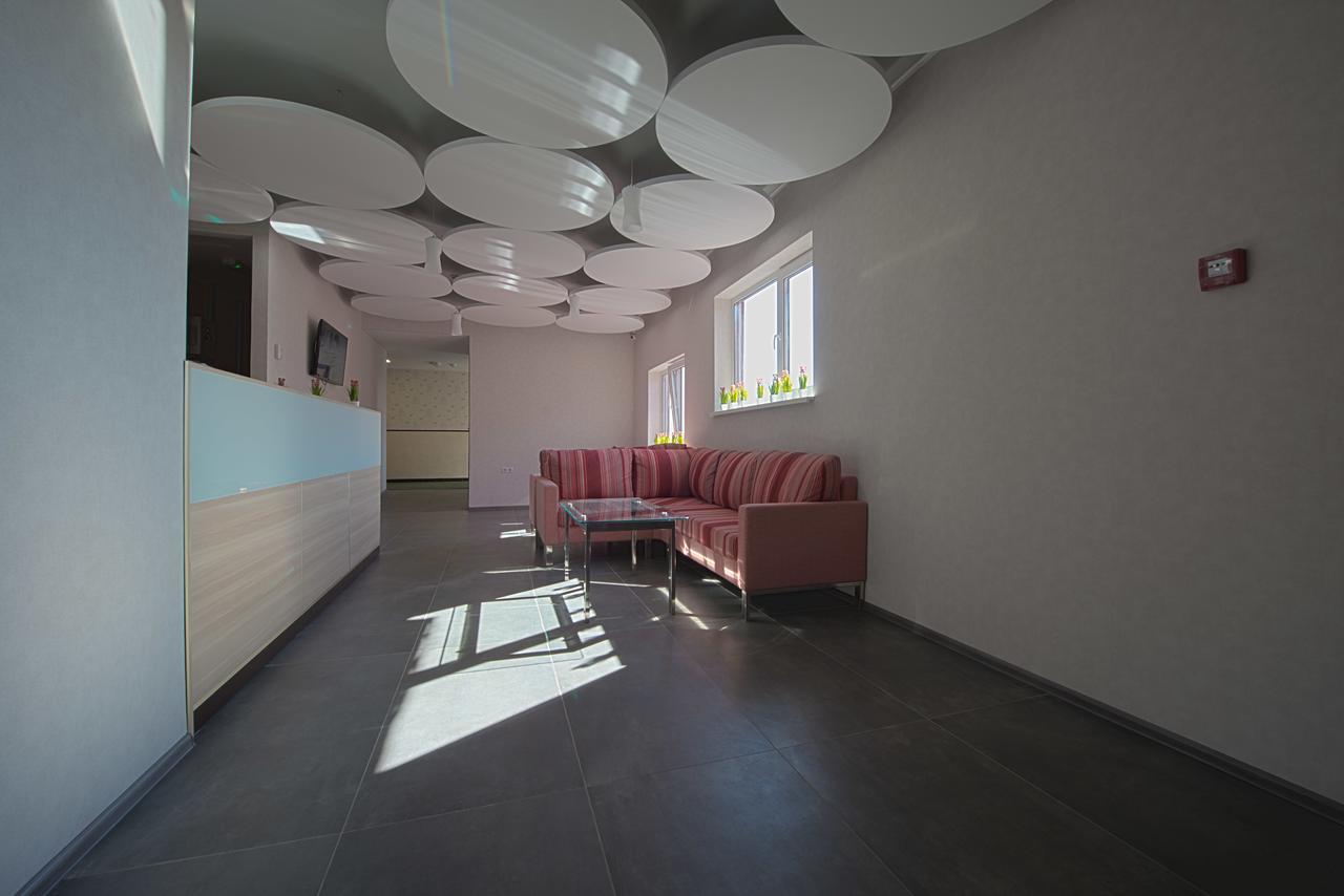 Advenus Hotel Lviv Dış mekan fotoğraf